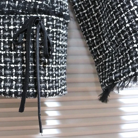 Laundry By Shelli Segal Black and White Houndstooth Blazer - Picture 4 of 7